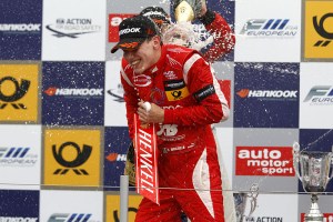 Marciello celebrates. © FIA