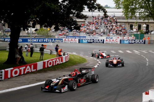 Ocon took two more poles at Pau. © FIA.