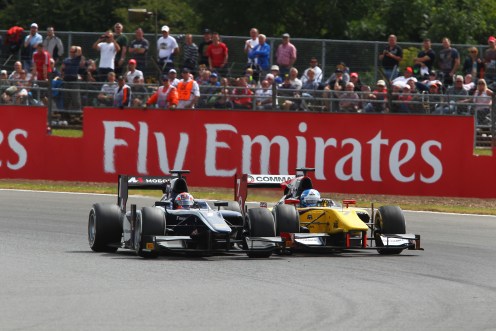 Evans won the Feature Race battle against Palmer. © GP2 Series Media Services.