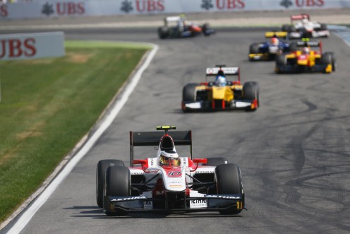 Vandoorne led Palmer for much of the race. © Sam Bloxham/GP2 Series Media Service.