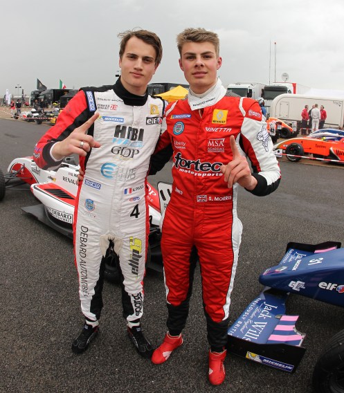 Seb Morris (right) celebrates with Aurélien Panis (left). © Renault Sport Media.