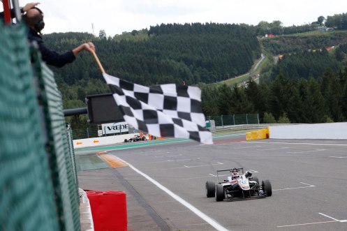 2016-FIA-F3-07-Suer-3576